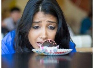 Почему появляется тяга к сладкому? Почему появляется тяга к сладкому?